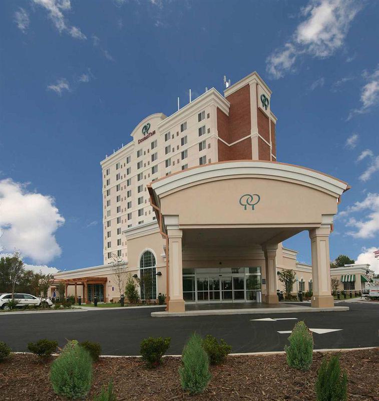 Doubletree By Hilton Greensboro Exterior foto